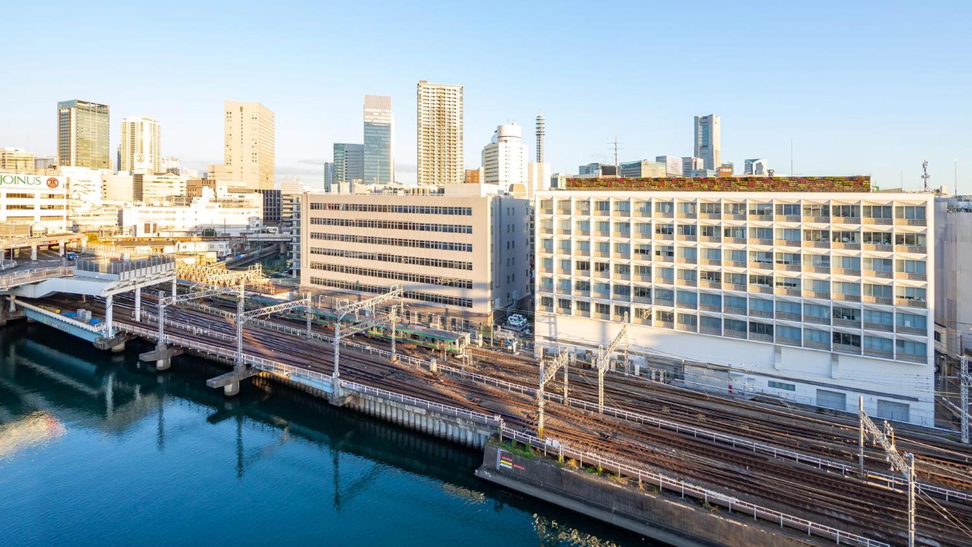 Toyoko Yokohama-eki Nishi-guchi 3*